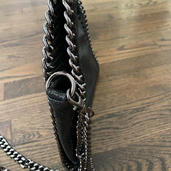 ***NEVER BEEN USED GENUINE LEATHER BAG*** - Picture 2 of 4